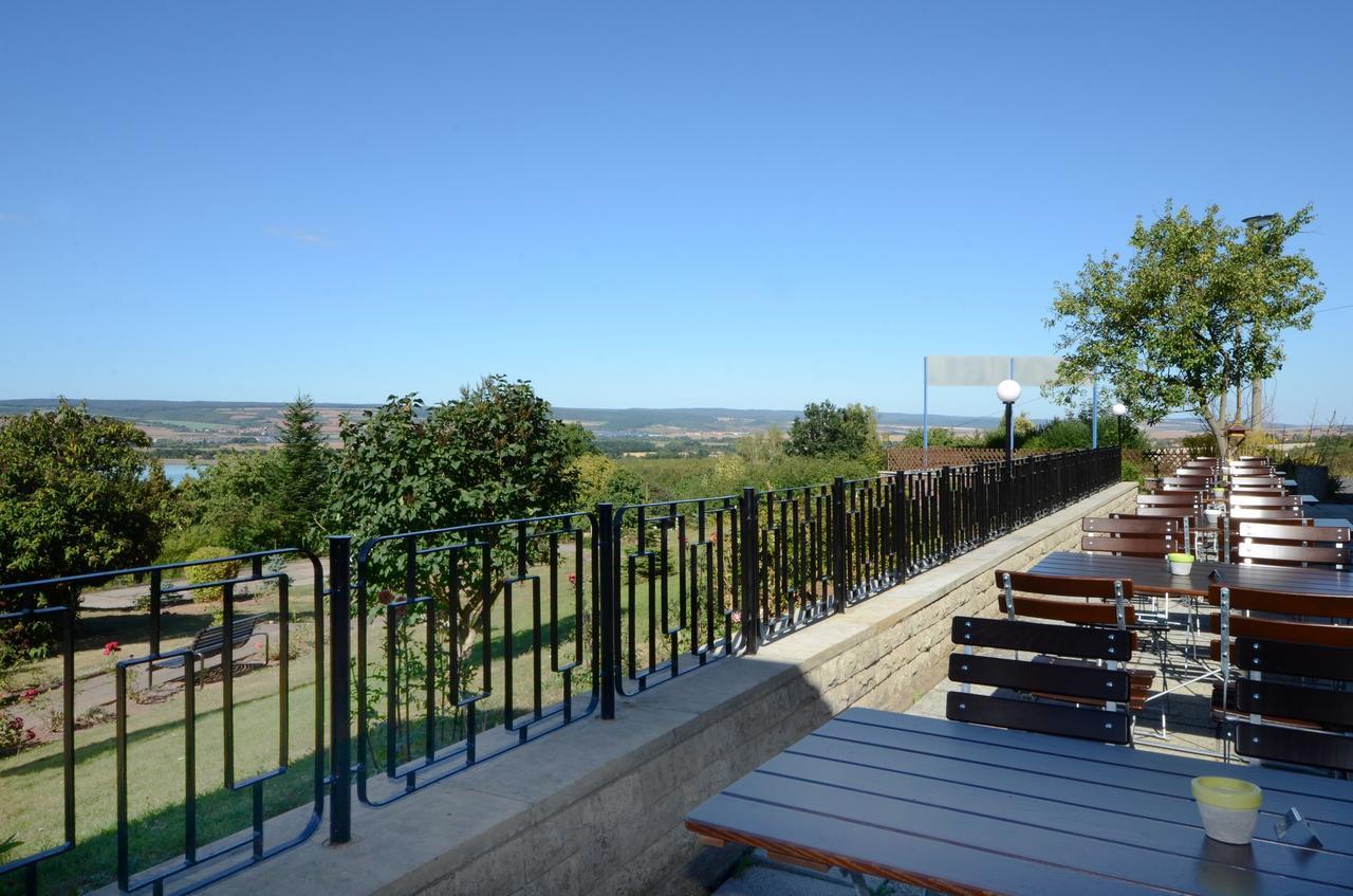 Land-Gut-Hotel Barbarossa Kelbra Exterior photo